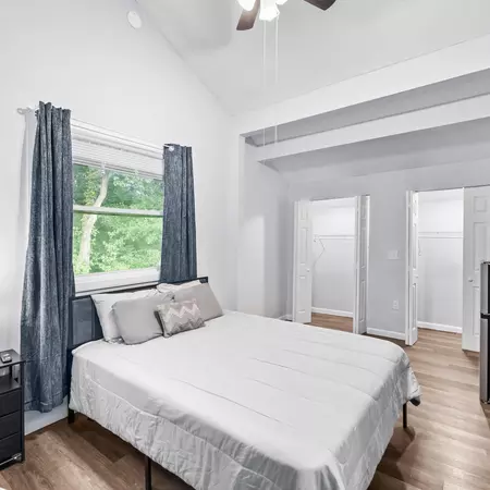 Coliving in Cedar Hills - Westside, Jacksonville