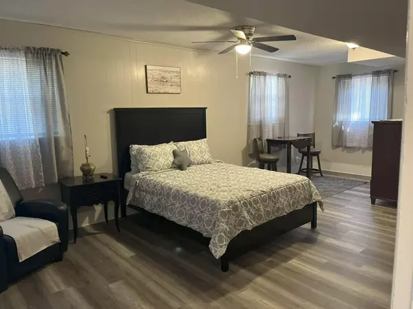 Coliving in Pawtuckett - West Charlotte, Charlotte