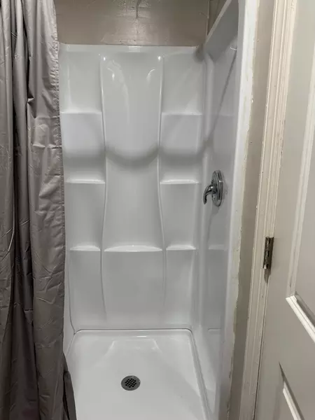 Coliving in Pawtuckett - West Charlotte, Charlotte