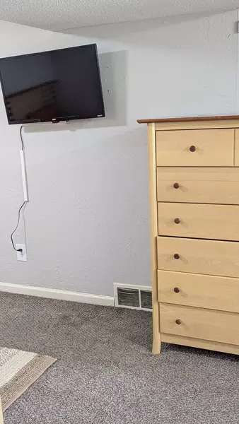 Coliving in Grandview - Outer KCMO, Kansas City