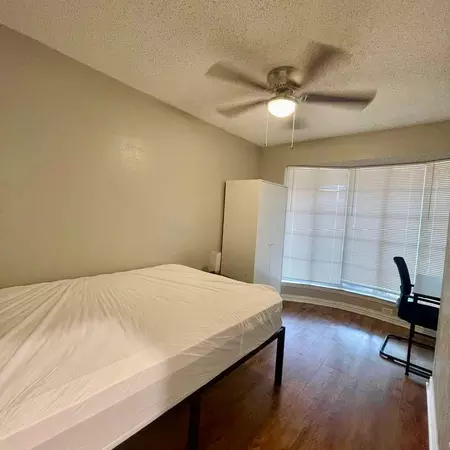Coliving in DeSoto - Sw Dallas, Dallas