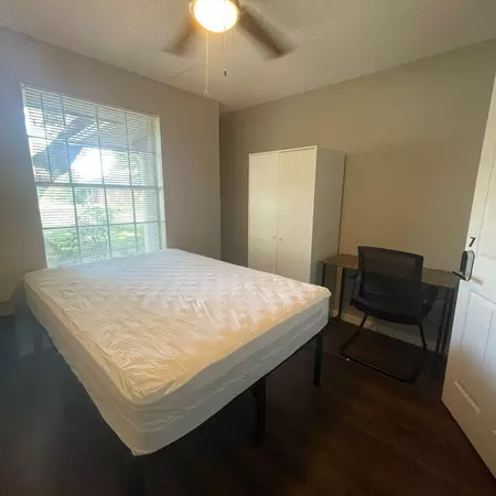 Coliving in DeSoto - Sw Dallas, Dallas