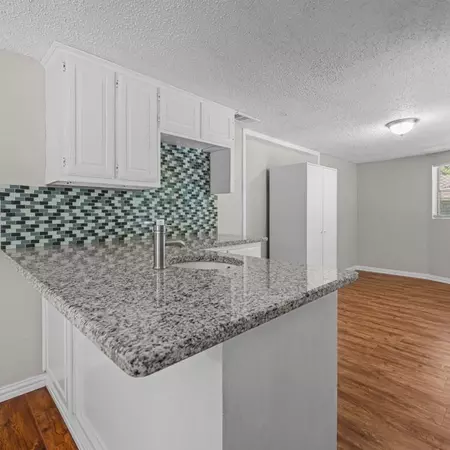 Coliving in DeSoto - Sw Dallas, Dallas