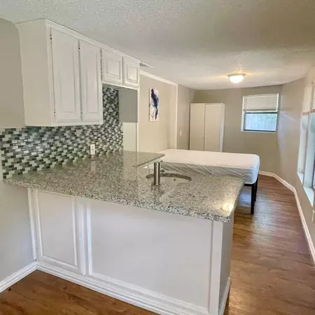 Coliving in DeSoto - Sw Dallas, Dallas