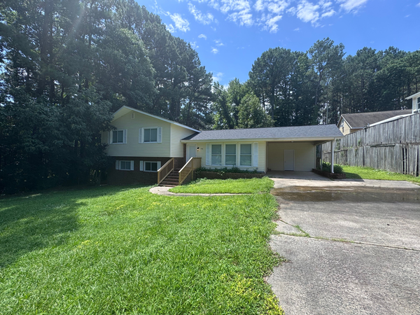 Coliving in Woodcroft - Durham, Raleigh