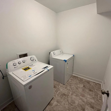 Coliving in Woodcroft - Durham, Raleigh