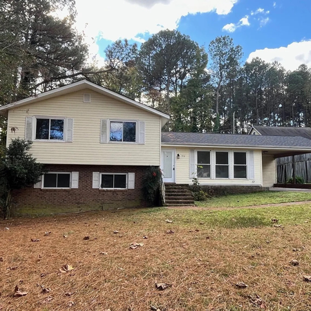Coliving in Woodcroft - Durham, Raleigh
