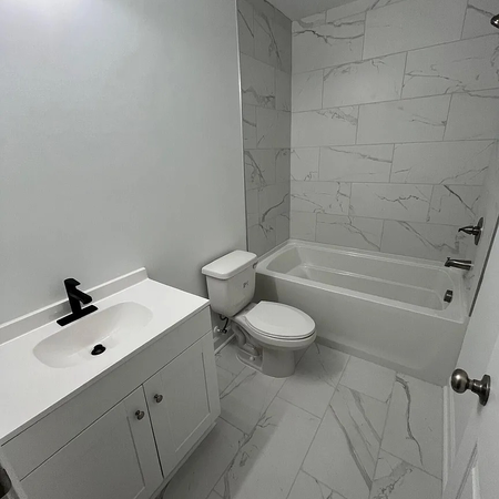 Coliving in Woodcroft - Durham, Raleigh