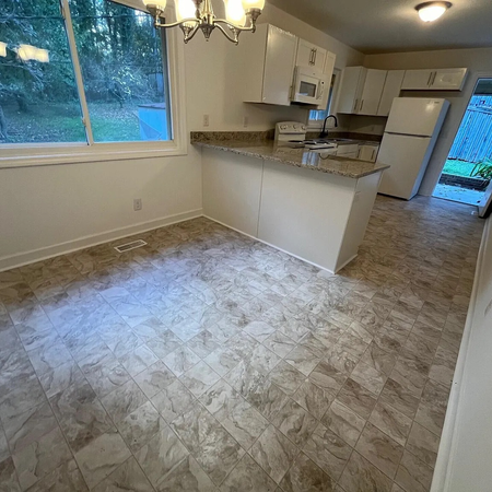 Coliving in Woodcroft - Durham, Raleigh