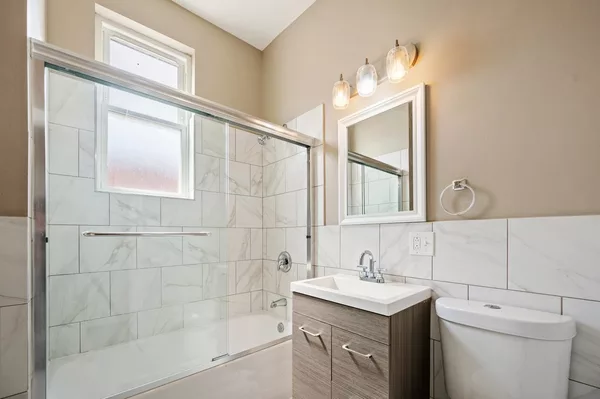 3 bedrooms apartment for rent in Humboldt Park - West Side, Chicago