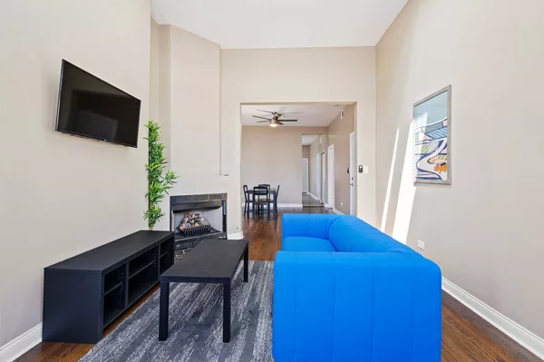 3 bedrooms apartment for rent in Humboldt Park - West Side, Chicago
