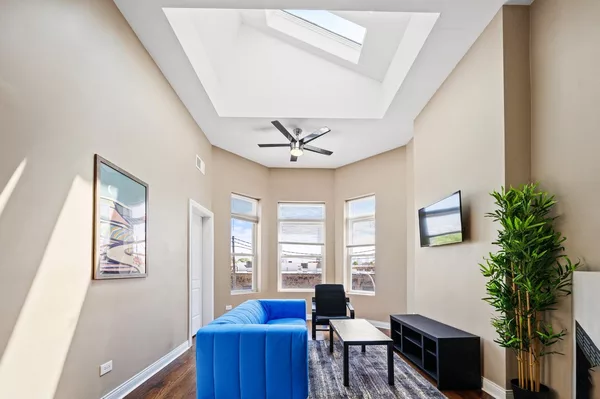 3 bedrooms apartment for rent in Humboldt Park - West Side, Chicago