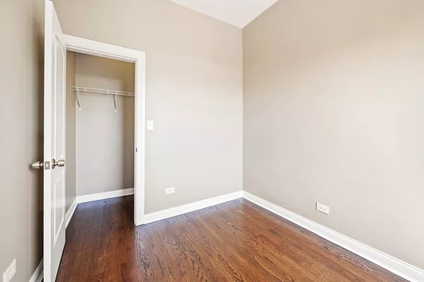 3 bedrooms apartment for rent in Humboldt Park - West Side, Chicago