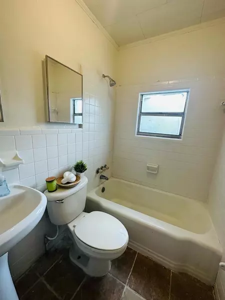 Coliving in Holden Heights - Central Orlando, Orlando