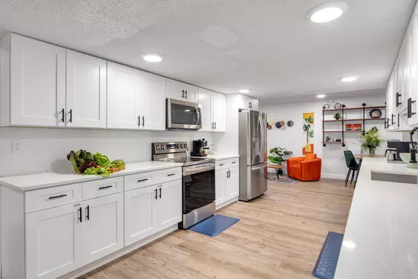Coliving in Kenwood - Clearwater-St. Petersburg, Tampa