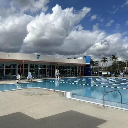Coliving in Hallandale Beach - Broward County, Miami