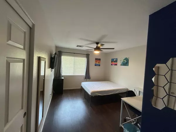 Coliving in North Las Vegas - North Las Vegas, Las Vegas