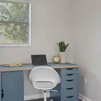 Coliving in Live Oaks Square - East Tampa, Tampa