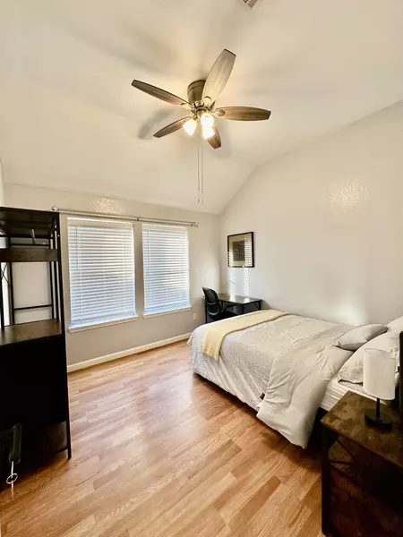 Coliving in Cinco Ranch - West Houston, Houston