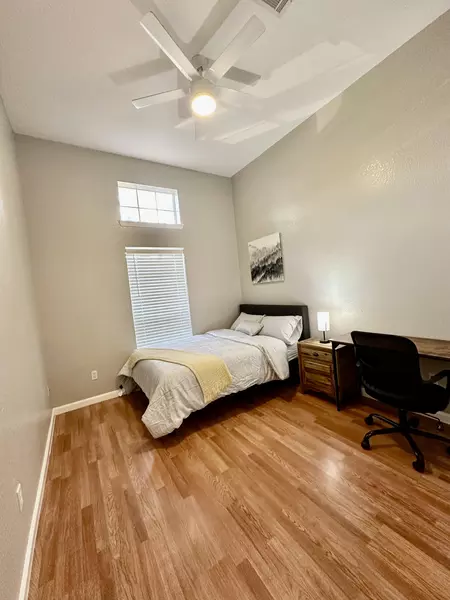 Coliving in Cinco Ranch - West Houston, Houston