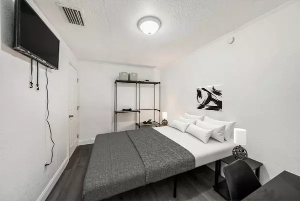 Coliving in Kenwood - Clearwater-St. Petersburg, Tampa