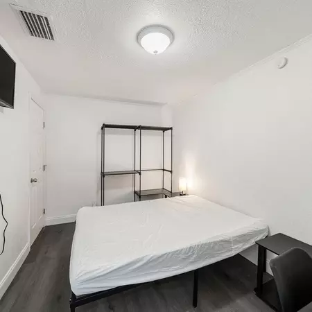 Coliving in Kenwood - Clearwater-St. Petersburg, Tampa