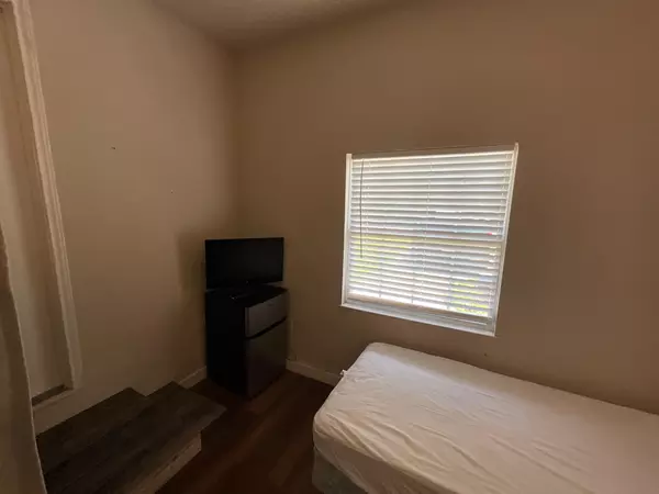 Coliving in Wolf Creek - Sw Dallas, Dallas