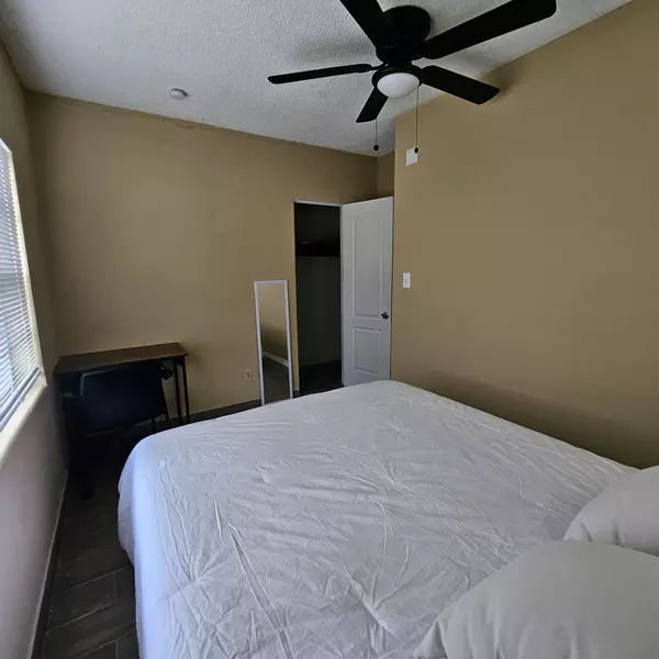 Coliving in Holden Heights - Central Orlando, Orlando
