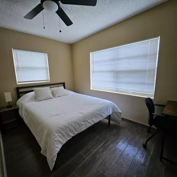 Coliving in Holden Heights - Central Orlando, Orlando