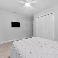 Coliving in Live Oaks Square - East Tampa, Tampa