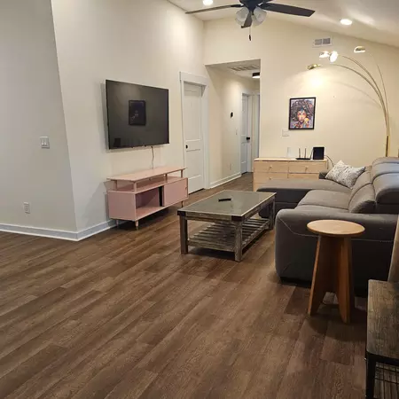 Coliving in York Road - Central Charlotte, Charlotte