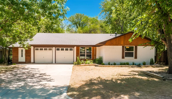 Coliving in Denton - North Dfw, Dallas