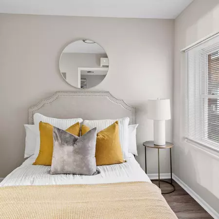 Coliving in Midtown-Westport - KCMO, Kansas City