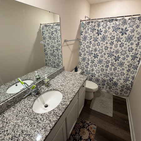 Coliving in Bryson Village - Outer Triangle, Raleigh