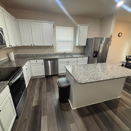 Coliving in Bryson Village - Outer Triangle, Raleigh