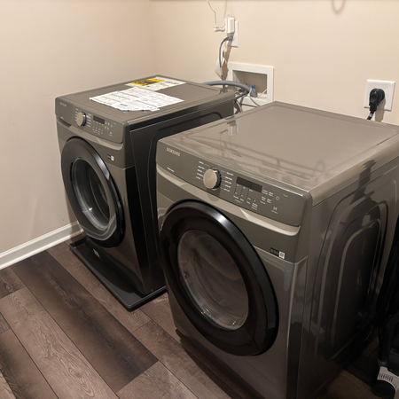 Coliving in Bryson Village - Outer Triangle, Raleigh