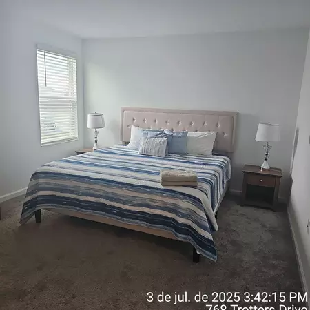 Coliving in Eagle Lake - West Charlotte, Charlotte