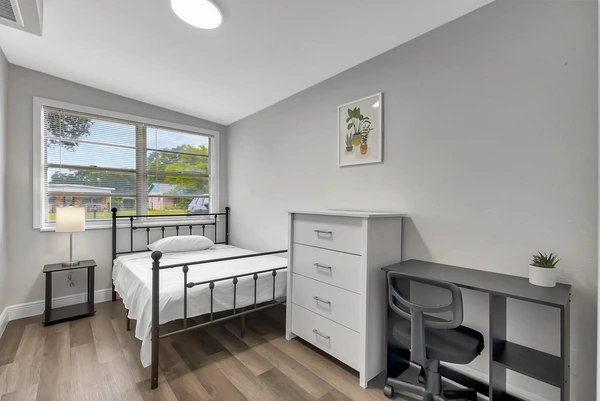Coliving in Riverview - East Tampa, Tampa