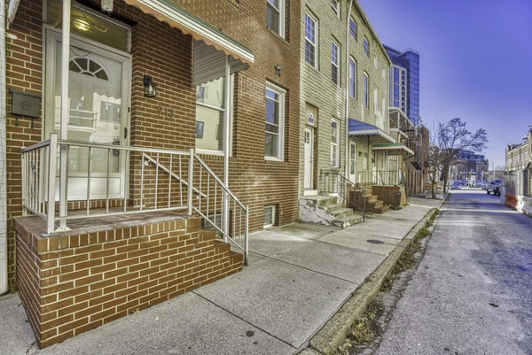 Coliving in Fells Point - Baltimore Metro Area, Washington DC