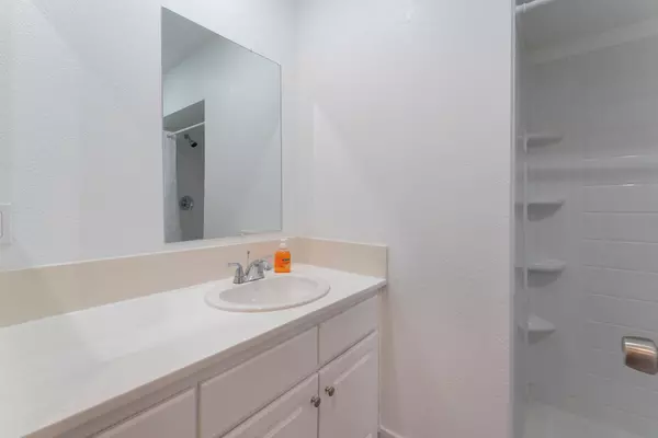 Coliving in North Las Vegas - North Las Vegas, Las Vegas