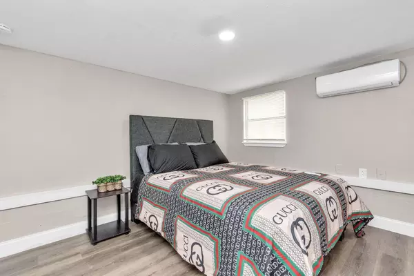 Coliving in Baytown - Se Houston, Houston