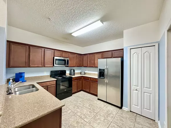 Coliving in Deerwood - Southside, Jacksonville