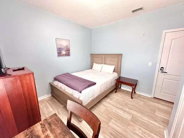 Coliving in Deerwood - Southside, Jacksonville