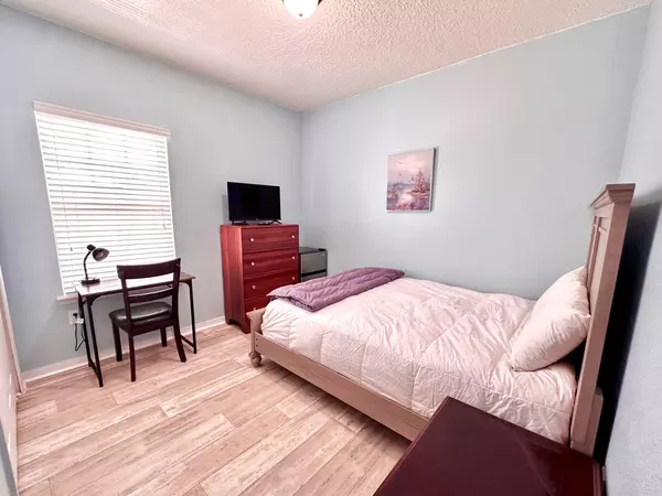 Coliving in Deerwood - Southside, Jacksonville