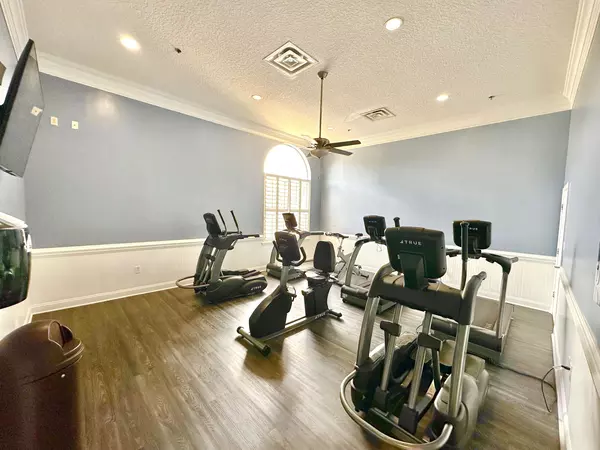 Coliving in Deerwood - Southside, Jacksonville