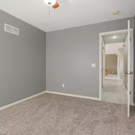 Coliving in Independence - Outer KCMO, Kansas City