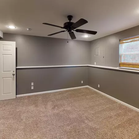 Coliving in Independence - Outer KCMO, Kansas City