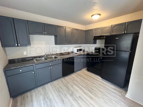 Coliving in Carrboro - Chapel Hill, Raleigh