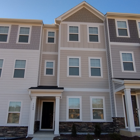 Coliving in Apex - Outer Triangle, Raleigh