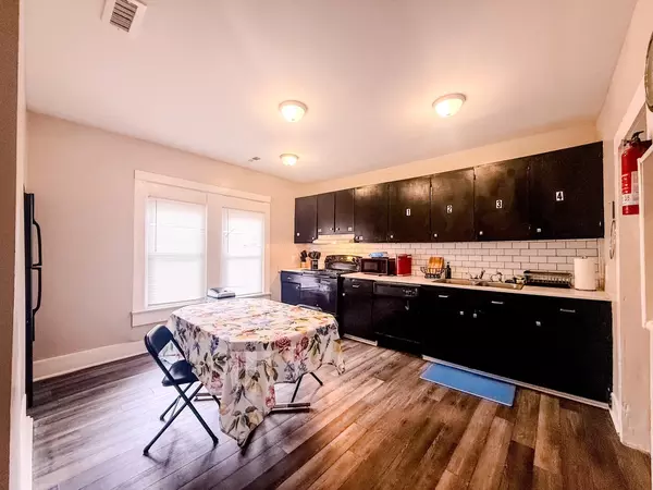 Coliving in Zebulon - Outer Triangle, Raleigh